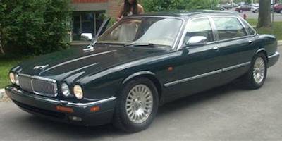 File:'95-'97 Jaguar XJ Vanden Plas.JPG - Wikimedia Commons