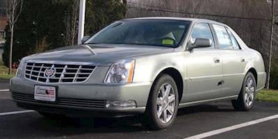 File:2006 Cadillac DTS.jpg - Wikimedia Commons