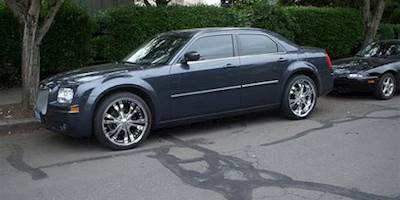 Chrysler 300 with 22 Inch Rims