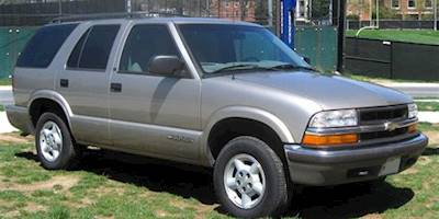 File:1998-2005 Chevrolet S-10 Blazer LS.jpg - Wikimedia ...