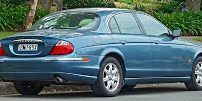File:2001 Jaguar S-Type (X200) 3.0 sedan (2011-03-10).jpg ...