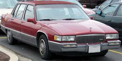 File:89-92 Cadillac Fleetwood sedan.jpg - Wikimedia Commons