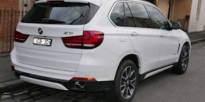 File:2014 BMW X5 (F15) sDrive25d wagon (2015-07-06) 02.jpg ...