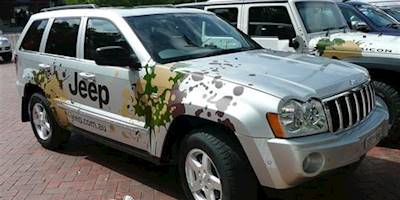 File:2005-2007 Jeep Grand Cherokee WH Laredo.jpg ...