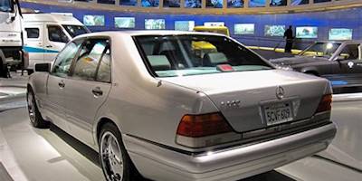 1995 Mercedes-Benz S600 (US) | Mercedes-Benz Museum ...