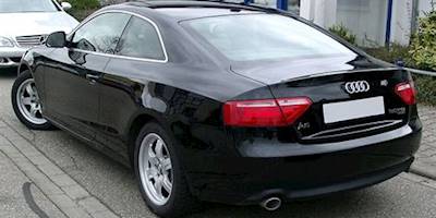 File:Audi A5 rear 20080414.jpg - Wikimedia Commons