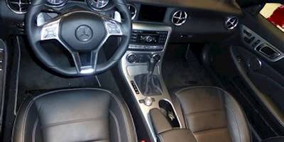 Mercedes-Benz SLK 320 Interior