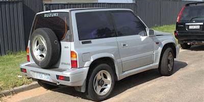File:1998 Suzuki Vitara (SV420G Type5) JLX hardtop ...