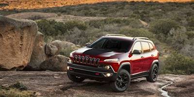 2014 Jeep Cherokee Trailhawk | Explore FCA: Corporate's ...