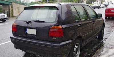 File:1995 Volkswagen Golf GL MKIII (5842525211).jpg ...