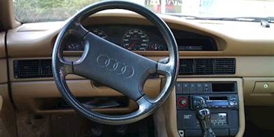 File:Audi 100 typ 44.JPG - Wikimedia Commons