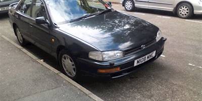 File:1994 Toyota Camry 3.0 V6 GX Auto (14659199964).jpg ...
