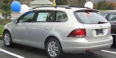 File:2010 Volkswagen Jetta wagon rear -- 10-31-2009.jpg ...