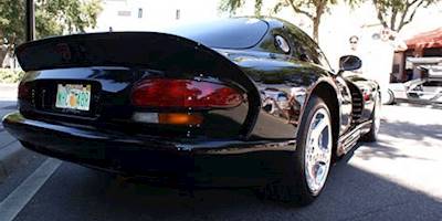File:Dodge Viper 1997 GTS DownRRear Lake Mirror Cassic ...
