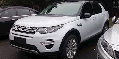 File:Land Rover Discovery Sport 02 China 2015-04-20.jpg ...