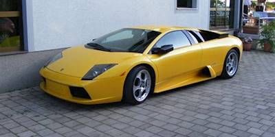 File:Lamborghini Murcielago front left2.jpg - Wikimedia ...