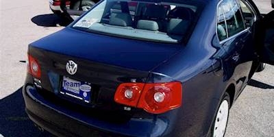 2005 Volkswagen Jetta 2.5L Back | The back... The trunk is ...