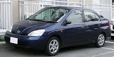 File:2000-2003 Toyota Prius.jpg - Wikimedia Commons