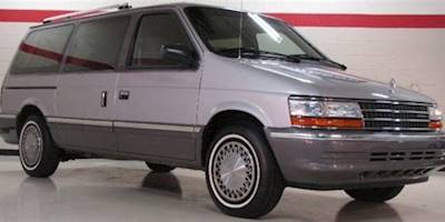 1991 Plymouth Grand Voyager Le