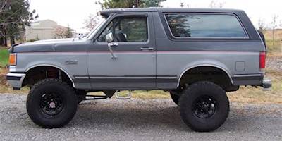 1989 Ford Bronco with 35" Fierce Attitude Tires | David ...