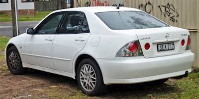 2005 Lexus Sedan