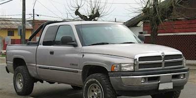 File:Dodge Ram 1500 SLT Laramie Quad Cab 2000 (9324653294 ...