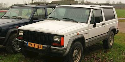 File:1991 Jeep Cherokee Commercial Turbo Diesel ...
