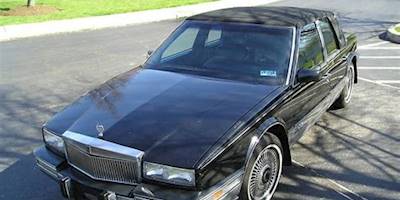 File:1991 Cadillac STS.jpg - Wikimedia Commons