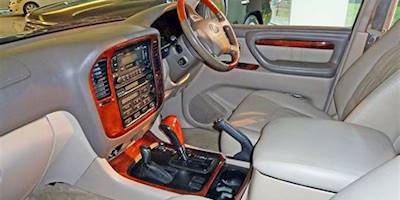 File:2000 Lexus LX 470 (UZJ100R) wagon (2010-07-13).jpg ...