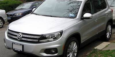 File:2012 Volkswagen Tiguan -- 03-16-2012 2.JPG ...