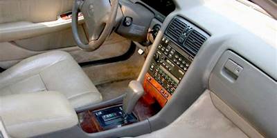 1992 Lexus LS400 Interior