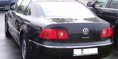 File:Volkswagen Phaeton black h.jpg - Wikimedia Commons