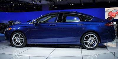 File:Ford Fusion WAS 2012 0524.JPG - Wikimedia Commons