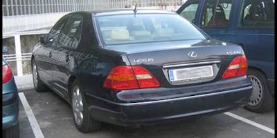File:2002 Lexus LS 430 (3986949705).jpg - Wikimedia Commons