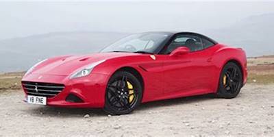 Video: Carperfection test de Ferrari California T ...
