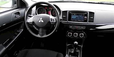 2014 Mitsubishi Lancer Interior