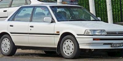 File:1991 Toyota Camry (SV21) Ultima sedan (2010-07-22) 01 ...
