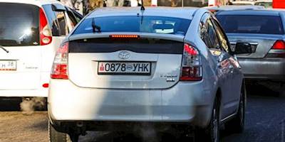File:Toyota Prius. Mongolian licence plate 0878 ???.jpg ...