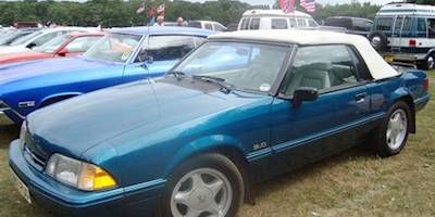 File:1993 Ford Mustang 5.0 LX Convertible (14017082725 ...