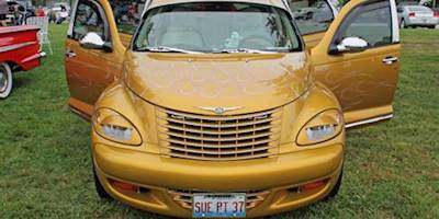 2002 Chrysler PT Cruiser Dream Cruiser (1 of 15 ...