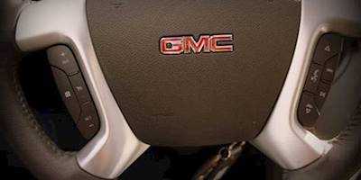 Steering Wheel - 2013 GMC Acadia SLT | Photos from a 10 ...