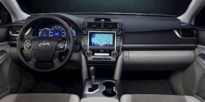 2014 Toyota Camry Hybrid Interior
