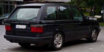 Datei:Range Rover 4.6 HSE (II) – Heckansicht, 12. Juli ...