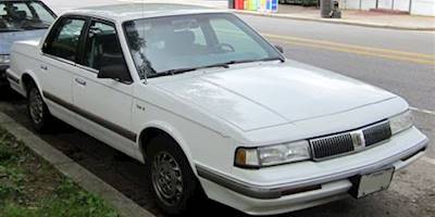 File:1996 Oldsmobile Ciera SL sedan -- 05-23-2012.JPG ...