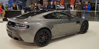 File:Aston Martin V12 Vantage S - tyl (MSP15).JPG ...