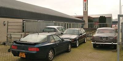 File:1993 Porsche 968 Automatic & 1969 Rover 3,5 Litre ...