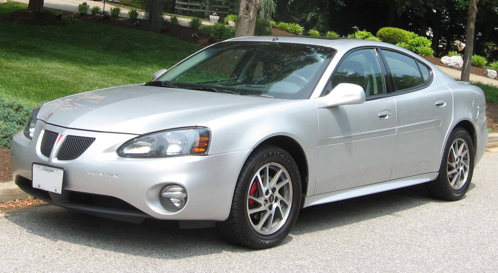 2008 Pontiac Grand Prix Specs, Price, MPG & Reviews