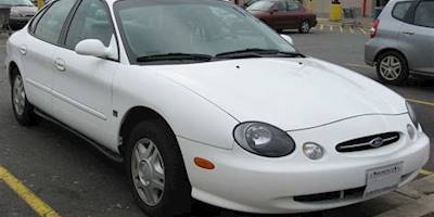 1998 Ford Taurus White