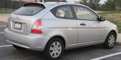 File:Hyundai-Accent-hatchback-rear-1.jpg - Wikipedia