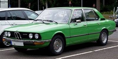File:BMW 528 (E12) – Frontansicht, 22. August 2013 ...